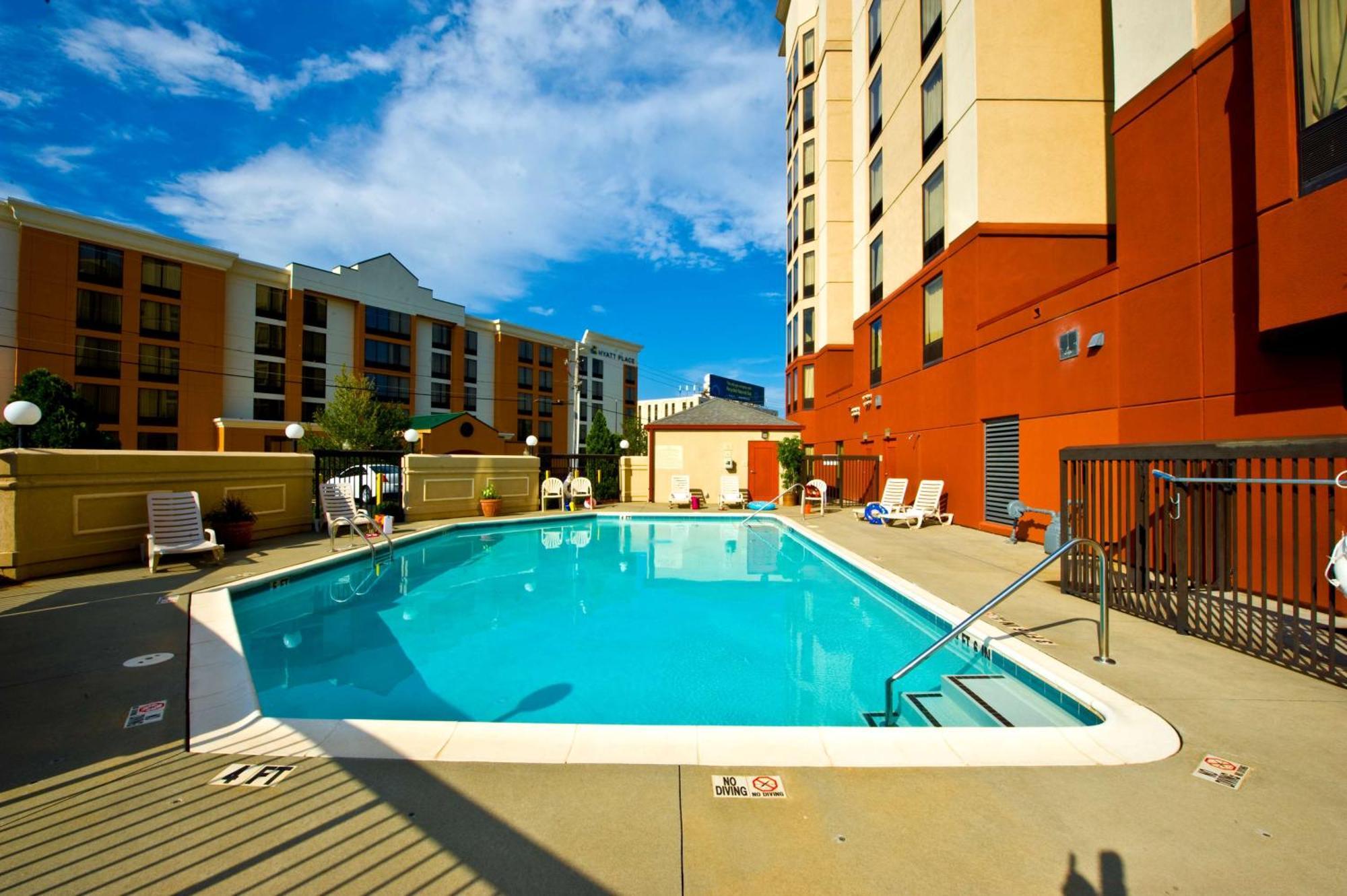 Hampton Inn & Suites-Atlanta Airport North-I-85 Hapeville Extérieur photo