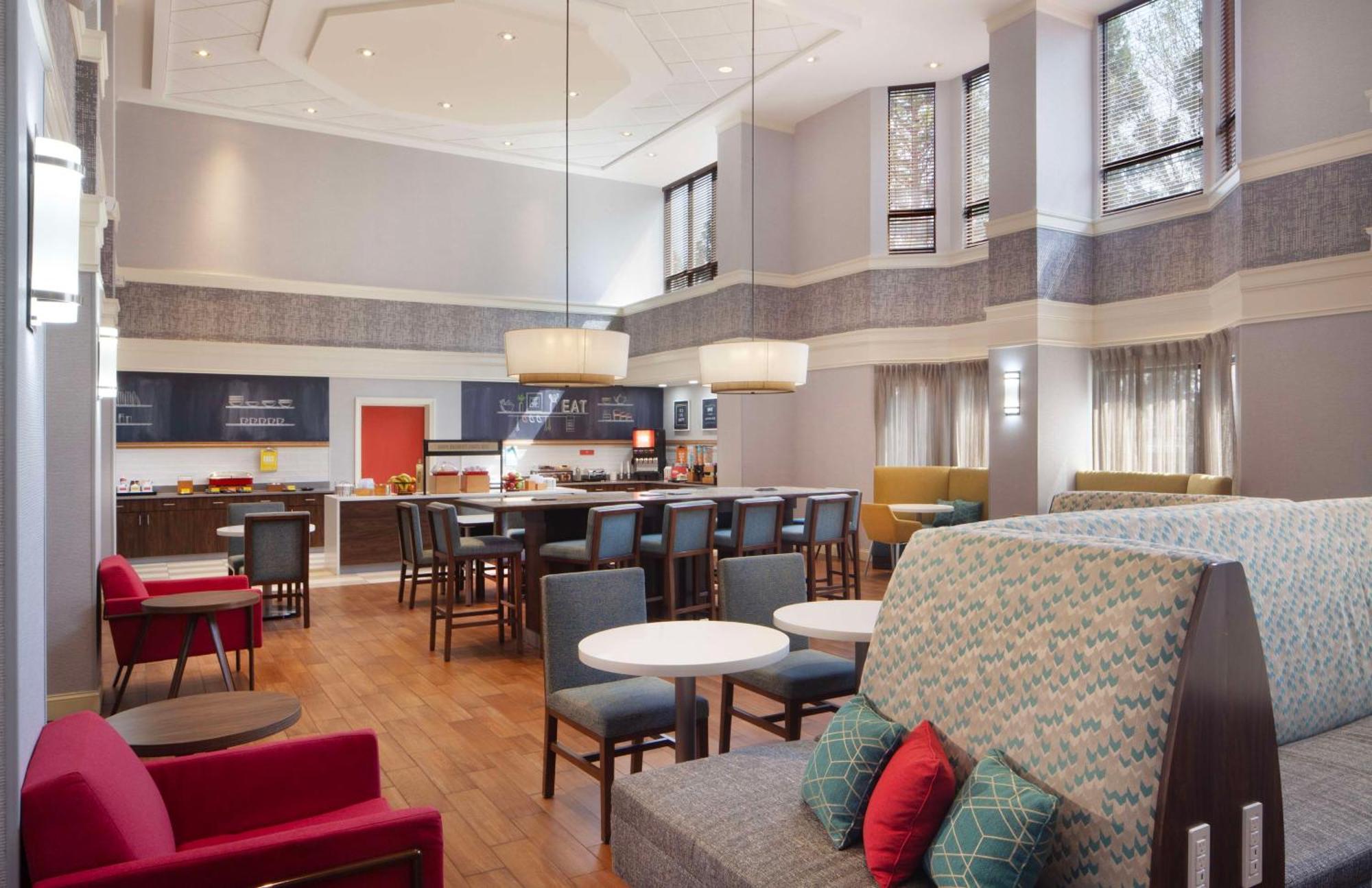 Hampton Inn & Suites-Atlanta Airport North-I-85 Hapeville Extérieur photo